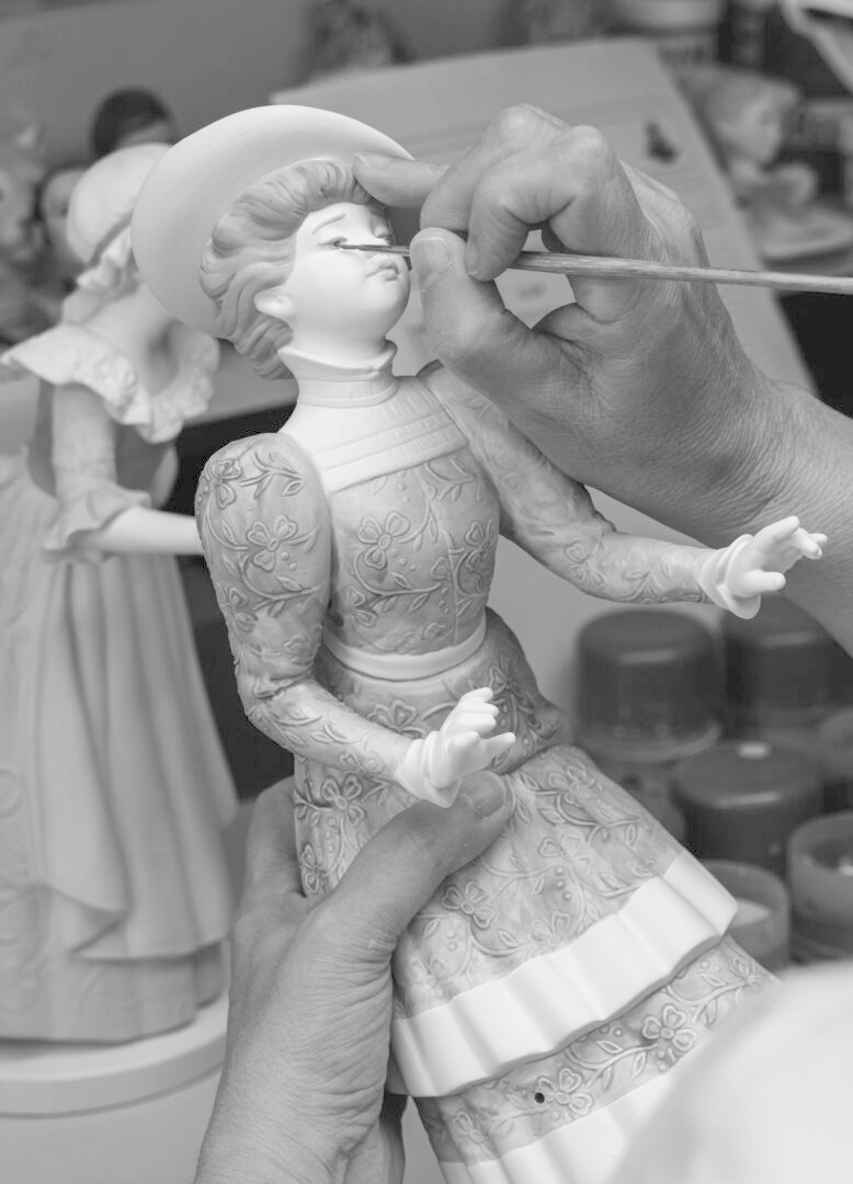 Lladro Flowers market - HeartofArt; the Art of Giving