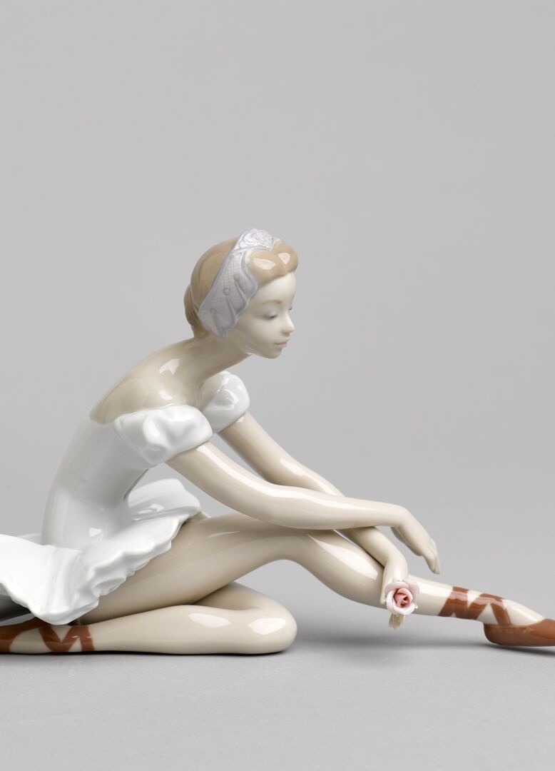 Lladro Ballerina Figurine 