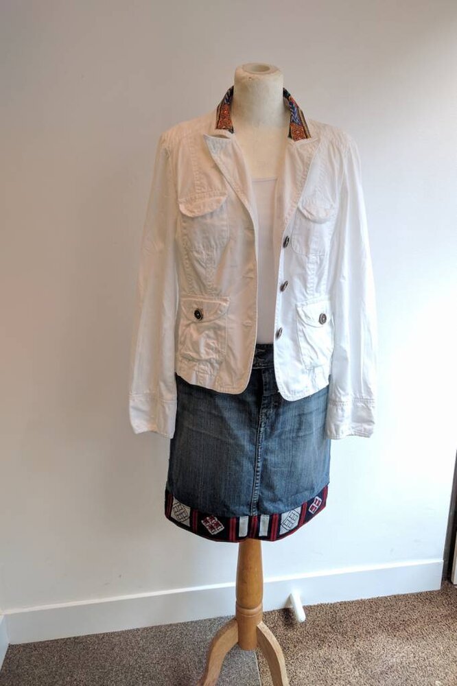 Vintage jeans rokje met Ankara rood wit blauw