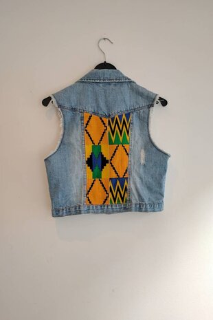 Vintage jeans giletje met gele Ankara