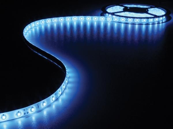 Vellight S01B 300 LED's Strip 5 M en Voeding Blue