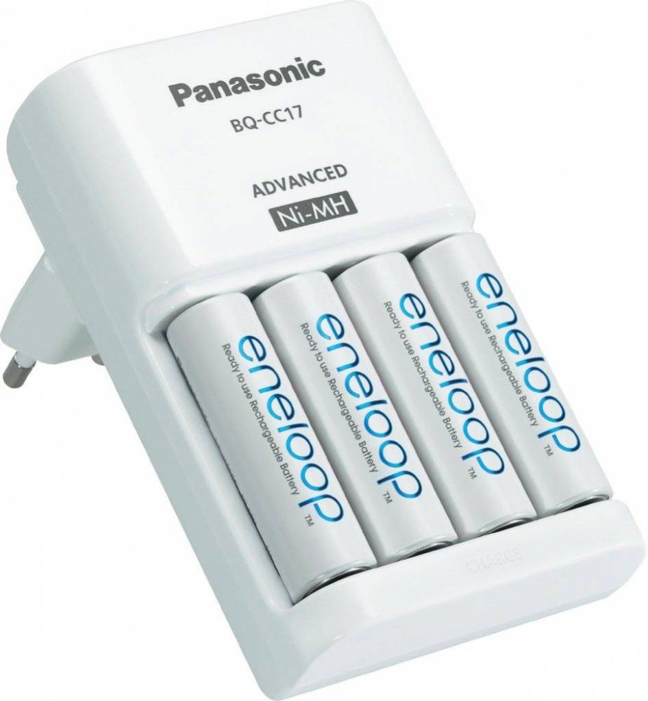 Panasonic BQ-CC17 Eneloop Lader + 4 AA Batterijen