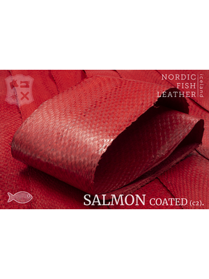 Nordic Fish Leather Zalm in de kleur Eldur 137s (rood), gefinisht met zijdeglans, gesloten schubben