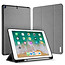 iPad 9.7 (2017/2018) hoes - Dux Ducis Domo Book Case - Grijs