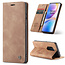 CaseMe - OnePlus 8 Pro hoesje - Wallet Book Case - Magneetsluiting - Licht Bruin