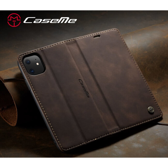 CaseMe - iPhone 11 hoesje - Wallet Book Case - Magneetsluiting - Donker Bruin