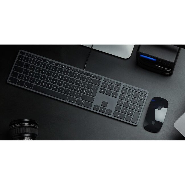 LMP - Aluminium toetsenbord voor Apple iMac met dubbele USB aansluiting en numeriek keyboard - Bedraad - 110 keys - QWERTY indeling (ISO) - Space Grey