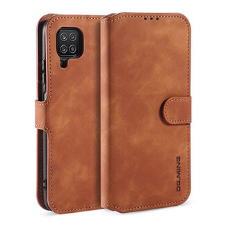 CaseMe CaseMe - Samsung Galaxy A12 Hoesje - Met Magnetische Sluiting - Ming Serie - Leren Book Case - Licht Bruin