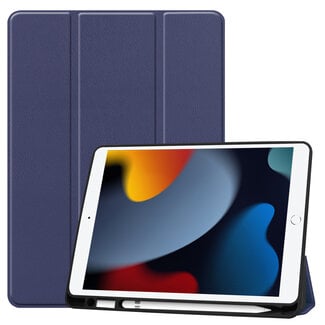 Case2go Case2go - Tablet hoes geschikt voor Apple iPad 2021 - 10.2 inch - Tri-Fold Book Case - Apple Pencil Houder - Donker Blauw