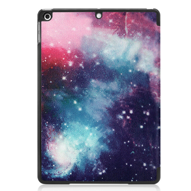 Tablet hoes geschikt voor Apple iPad 2021 / 2020 / 2019 tri-fold hoes - 10.2 inch - Case met Auto Wake/Sleep functie - Galaxy