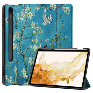 Case2go Case2go - Tablet hoes geschikt voor Samsung Galaxy Tab S8 Plus (2022) - 12.4 inch - Flexibel TPU - Tri-Fold Book Case - Met pencil houder - Witte Bloesem