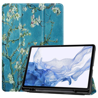 Case2go Case2go - Tablet hoes geschikt voor Samsung Galaxy Tab S8 (2022) - 11 inch - Flexibel TPU - Tri-Fold Book Case - Met pencil houder - Witte Bloesem