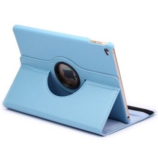 Case2go Case2go - Tablet hoes geschikt voor iPad 9.7 inch (2017/2018) - draaibare book case - Licht Blauw