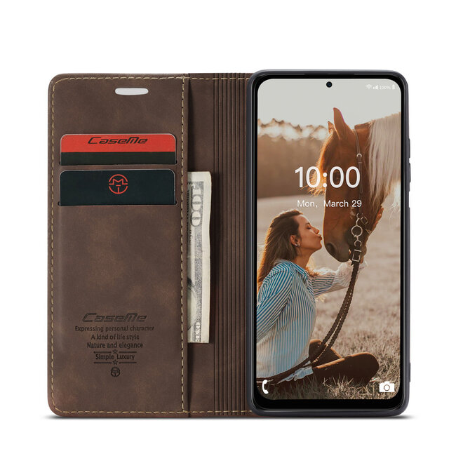Hoesje geschikt voor Samsung Galaxy M53 - Wallet Book Case - Magneetsluiting - Bruin