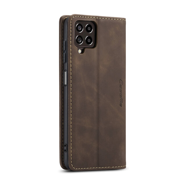 Hoesje geschikt voor Samsung Galaxy M53 - Wallet Book Case - Magneetsluiting - Bruin