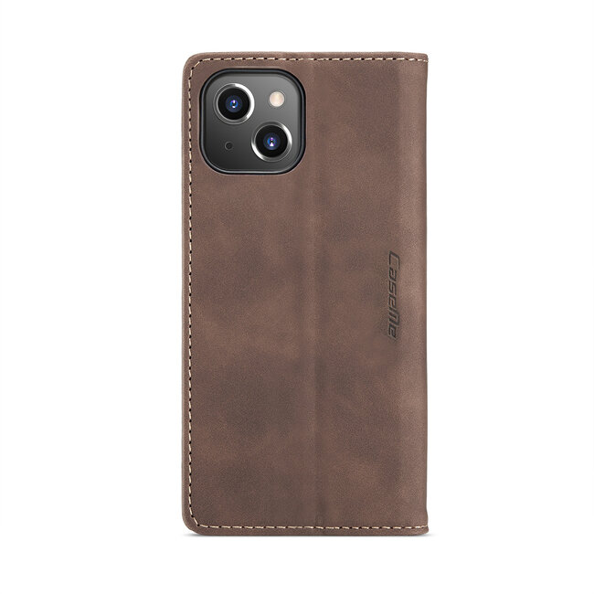 Hoesje geschikt voor Apple iPhone 14 Plus - Wallet Book Case - Magneetsluiting - Donker Bruin