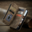 CaseMe - Telefoonhoesje geschikt voor Apple iPhone 14 Pro - Wallet Book Case met ritssluiting - Magneetsluiting - Bruin