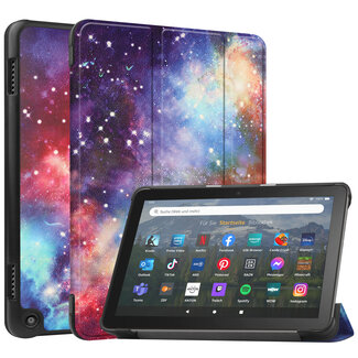 Case2go Case2go - Tablet hoes geschikt voor Amazon Fire 8 HD (2022) - 8 Inch Tri-fold cover - Met Touchpad &amp; Stand functie - Galaxy