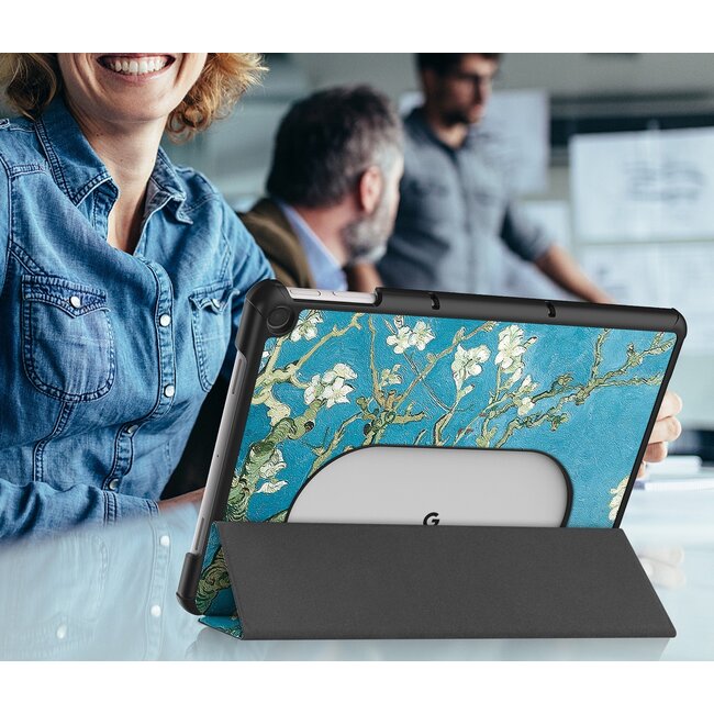 Case2go - Tablet hoes geschikt voor Google Pixel Tablet (2023) - Tri-Fold Book Case - Witte Bloesem