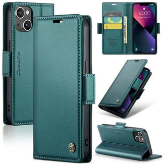 CaseMe CaseMe - Hoesje geschikt voor iPhone 15 Plus - Retro Wallet Book Case - Met Magnetische Sluiting - Groen