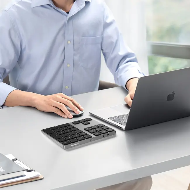 WiWu - Numeriek toetsenbord - Numpad - 34 toetsen - Draadloos - Type C aansluiting - Space Grey