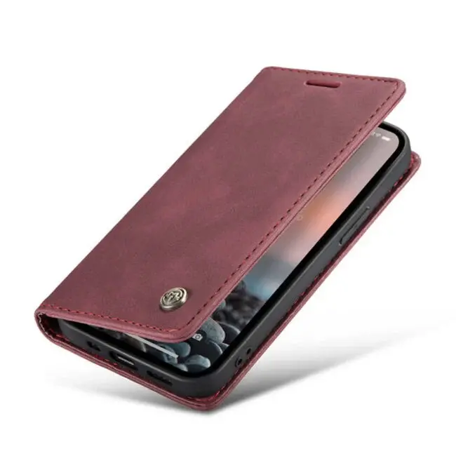 CaseMe - Telefoonhoesje geschikt voor Apple iPhone 15 Pro Max - Wallet Book Case - Met Magnetische Sluiting - Rood