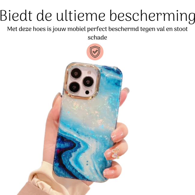 Hoozey - Hoesje geschikt voor Apple iPhone 15 - Pearl Case - Licht Blauw
