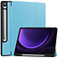 Case2go - Tablet hoes geschikt voor Samsung Galaxy Tab S9 FE (2023) - Tri-fold Case - Met Pencilhouder - Licht Blauw