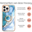 Hoozey - Hoesje geschikt voor Apple iPhone 15 - Marble Ring Case - Hoes met magnetische ringhouder - Blauw / Groen