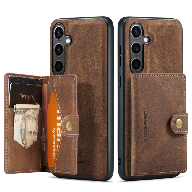 CaseMe - Telefoonhoesje geschikt voor Samsung Galaxy S24 Plus - Back Cover - Met Magnetische Pasjeshouder - Donker Bruin