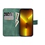Case2go - Telefoonhoesje geschikt voor iPhone 7/8/SE 2020 - Wallet Book Case - Met Magnetische Sluiting - Groen