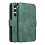 Case2go - Telefoonhoesje geschikt voor Samsung Galaxy S23 - Wallet Book Case - Met Magnetische Sluiting - Groen