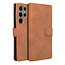 Case2go - Telefoonhoesje geschikt voor Samsung Galaxy S23 Ultra - Wallet Book Case - Met Magnetische Sluiting - Bruin