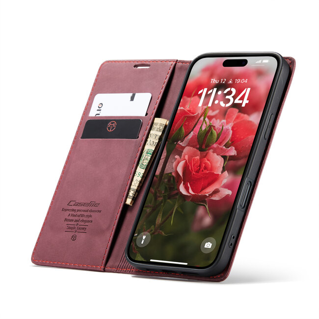 CaseMe - Telefoonhoesje geschikt voor Apple iPhone 16 Pro - Wallet Book Case - Met Magnetische Sluiting - Rood