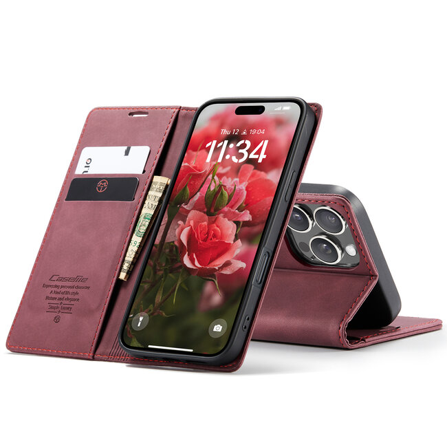 CaseMe - Telefoonhoesje geschikt voor Apple iPhone 16 Pro - Wallet Book Case - Met Magnetische Sluiting - Rood