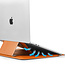 WIWU Alita MacBook Pro Sleeve - laptop sleeve - 15.4 inch - Slim Stand Macbook Standaard - Bruin