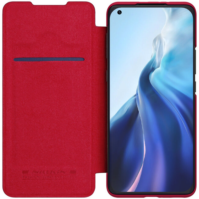 Hoesje geschikt voor Xiaomi Mi 11 - Qin Leather Case - Flip Cover - Rood