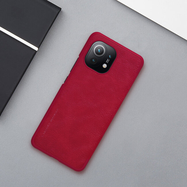 Hoesje geschikt voor Xiaomi Mi 11 - Qin Leather Case - Flip Cover - Rood