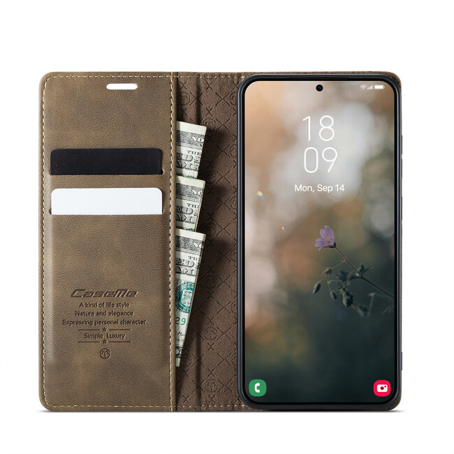 Caseme - Telefoonhoesje geschikt voor Samsung Galaxy S25 Plus - Met Magnetische Sluiting - Book Case - Met Pasjes Houder - Zwart
