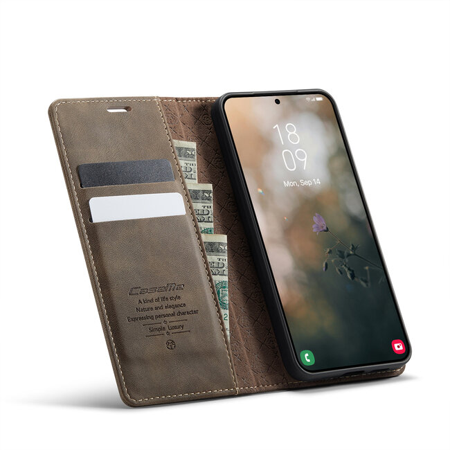 Caseme - Telefoonhoesje geschikt voor Samsung Galaxy S25 Plus - Met Magnetische Sluiting - Book Case - Met Pasjes Houder - Zwart