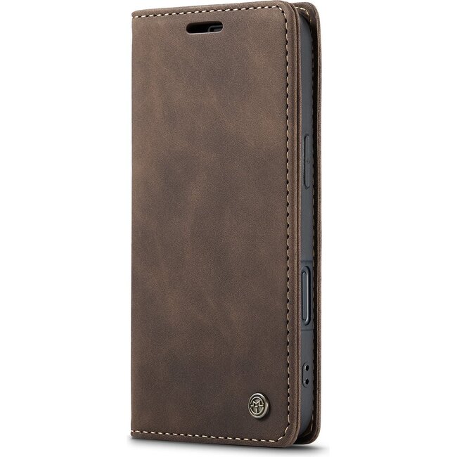 Caseme - Telefoonhoesje geschikt voor Apple iPhone 17 - Wallet Book Case - Met Magnetische Sluiting - Donker Bruin