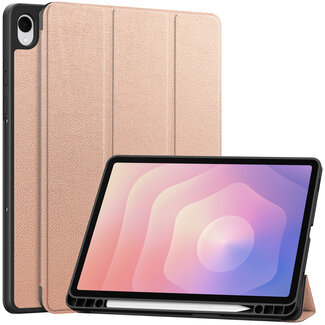 Case2go Case2go - Tablet hoes geschikt voor Samsung Galaxy Tab S11 (2025) - 11 Inch - Tri-fold hoes met Auto/Wake functie en Magnetische sluiting - TPU Cover Met Pencil Houder - Rose Goud