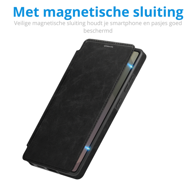 Hoesje geschikt voor Samsung Galaxy S25 Ultra - Met Pasjeshouder - Geschikt voor MagSafe - Met magnetische sluiting - Zwart