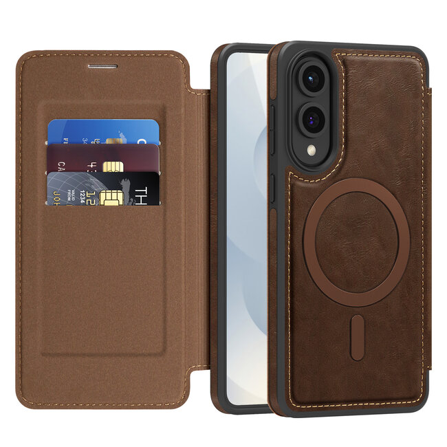 Hoesje geschikt voor Samsung Galaxy S25 Edge - Met Pasjeshouder - Geschikt voor MagSafe - Met magnetische sluiting - Donker Bruin