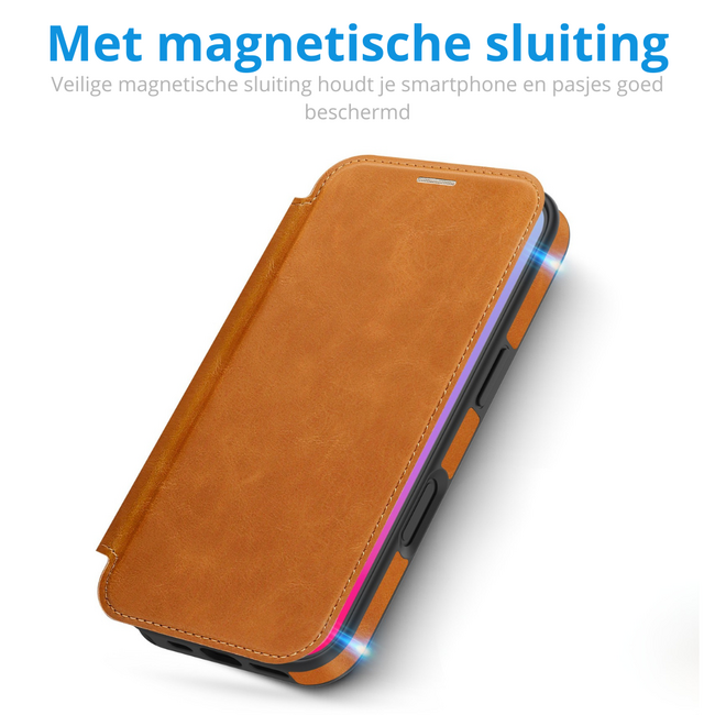 Hoesje geschikt voor iPhone 17 - Met Pasjeshouder - Geschikt voor MagSafe - Met magnetische sluiting - Licht Bruin