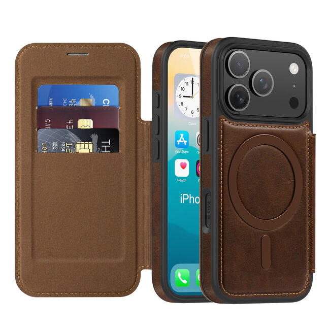 Hoesje geschikt voor iPhone 17 Pro Max - Met Pasjeshouder - Geschikt voor MagSafe - Met magnetische sluiting - Donker Bruin