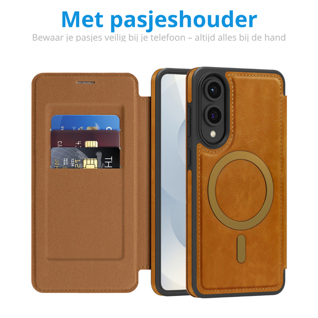 Hoesje geschikt voor Samsung Galaxy S25 Edge - Met Pasjeshouder - Geschikt voor MagSafe - Met magnetische sluiting - Licht Bruin