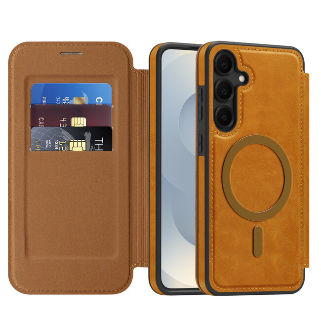Hoesje geschikt voor Samsung Galaxy S25 Plus - Met Pasjeshouder - Geschikt voor MagSafe - Met magnetische sluiting - Licht Bruin