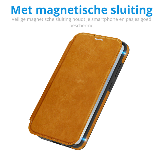 Hoesje geschikt voor Samsung Galaxy S25 Plus - Met Pasjeshouder - Geschikt voor MagSafe - Met magnetische sluiting - Licht Bruin