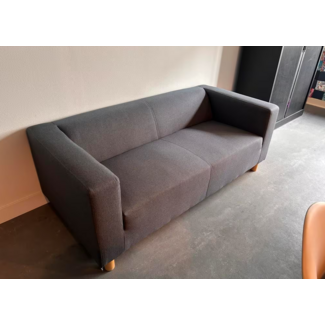 Comfortabel grijs tweezits bankstel